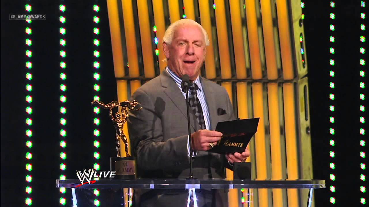 اسلمی-اواردز-۲۰۱۲ - کشتی کچ - مسابقه-سال - WWE-2012 - راک-مقابل-جان-سینا - بازگشت-براک-لزنر - تاریخ-کشتی-کچ - کشتی کج