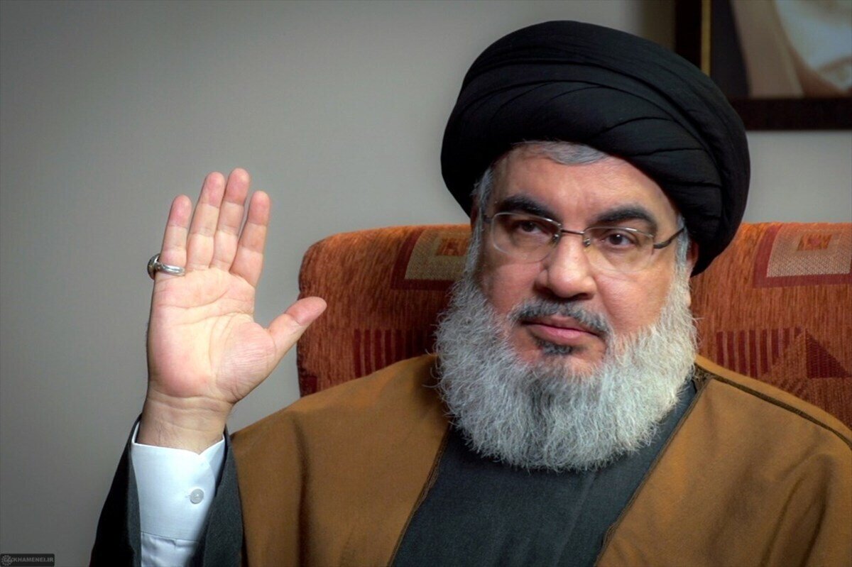 انگشتر هدیه سید حسن نصرالله به قیمت پنج میلیارد در صدا و سیما به فروش میرسد + عکس