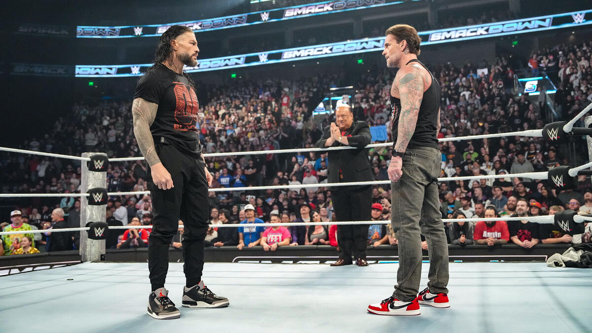 حضور سی ام پانک و رومن رینز و پال هیمن در WWE اسمکدان