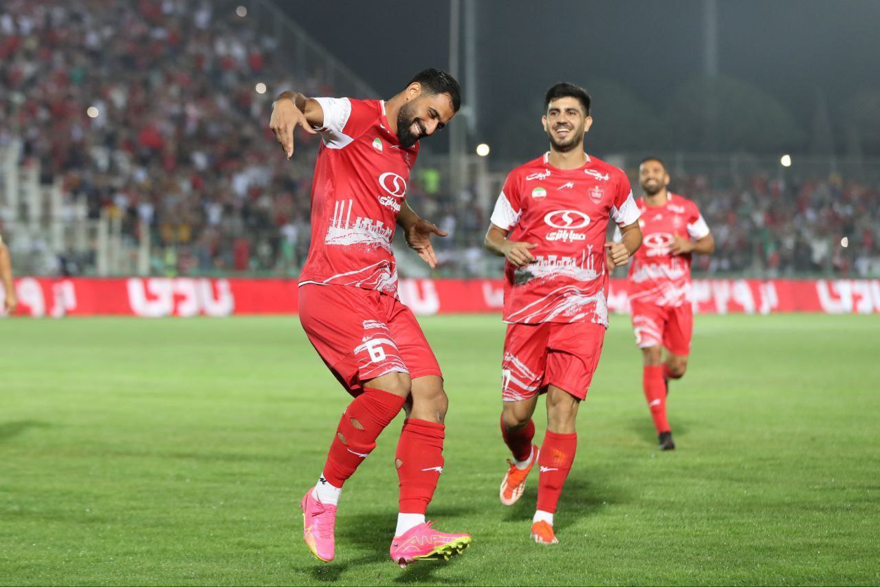 محمدحسین کنعانی زادگان - شادی پس از گل پرسپولیس - پرسپولیس - لیگ برتر