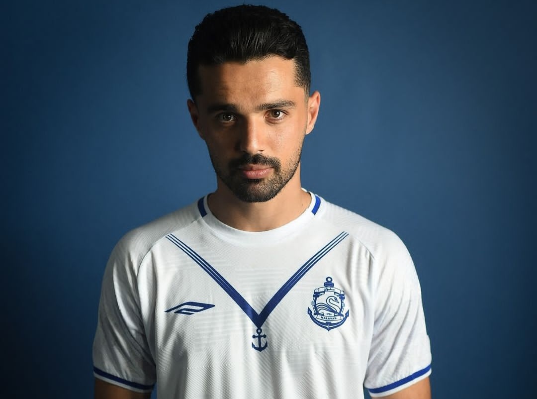 امید نورافکن